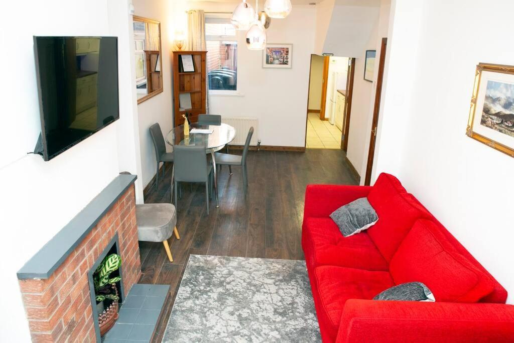 Cheerful 2 Bedroom House In The Heart Of Belfast Zewnętrze zdjęcie